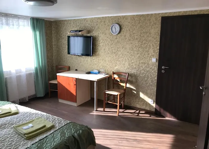 Penzion- Leslav Мініготель *